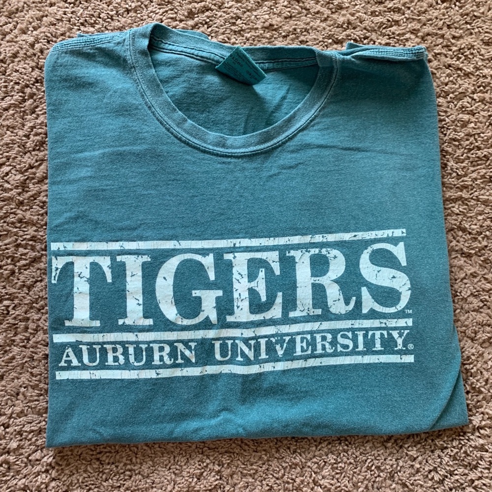 Auburn University Comfort Colors Tee